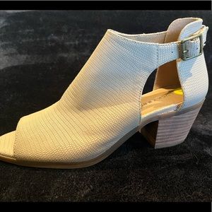 Womes Lucky Brand Heels